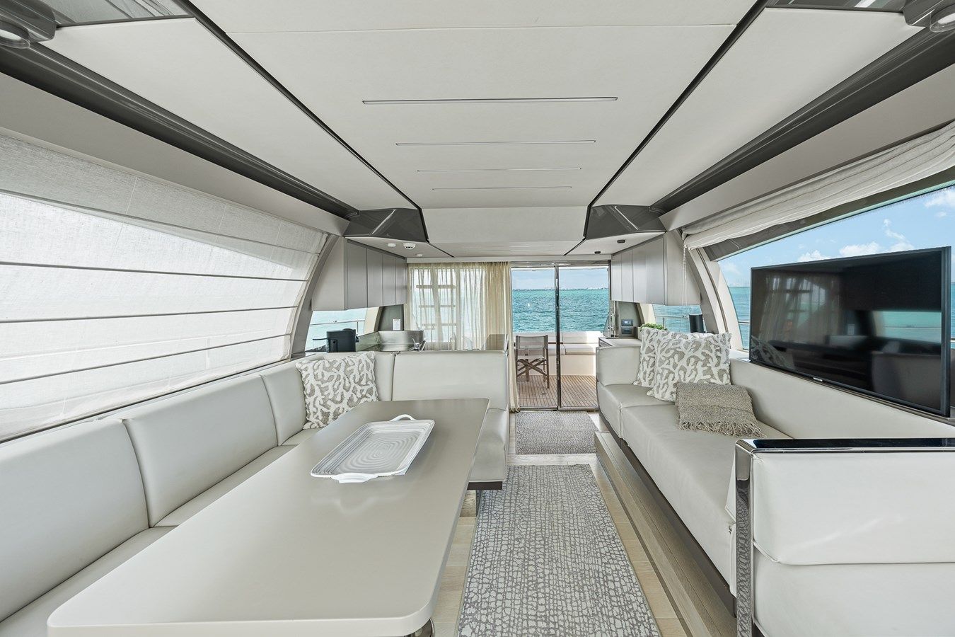 the best price on FUNSEEKER - Ferretti Yachts