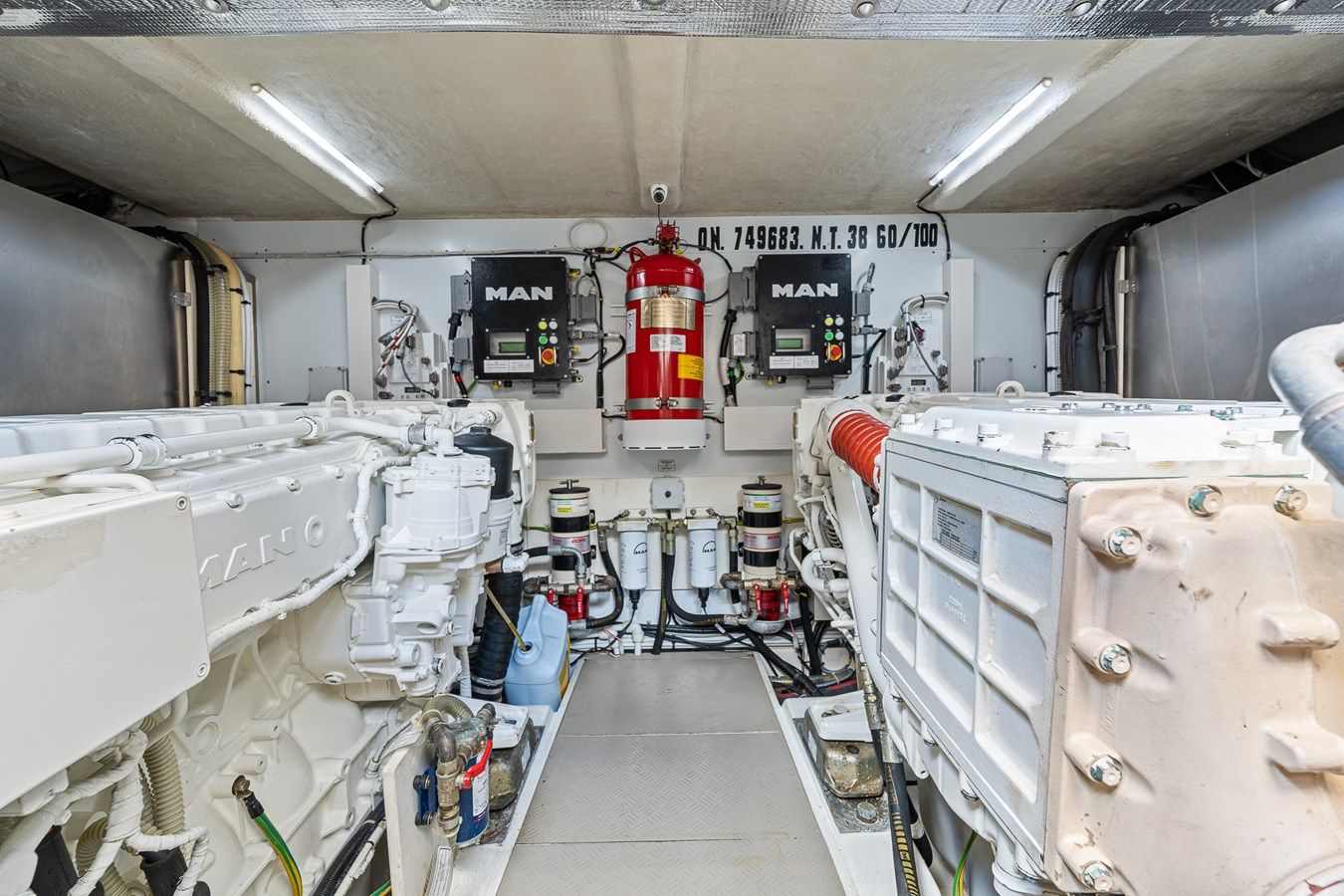 Buy a yacht FUNSEEKER 57