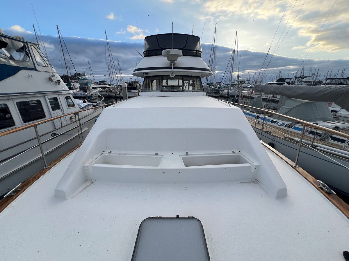 Buy a yacht 1979 Trojan FBMY - TROJAN