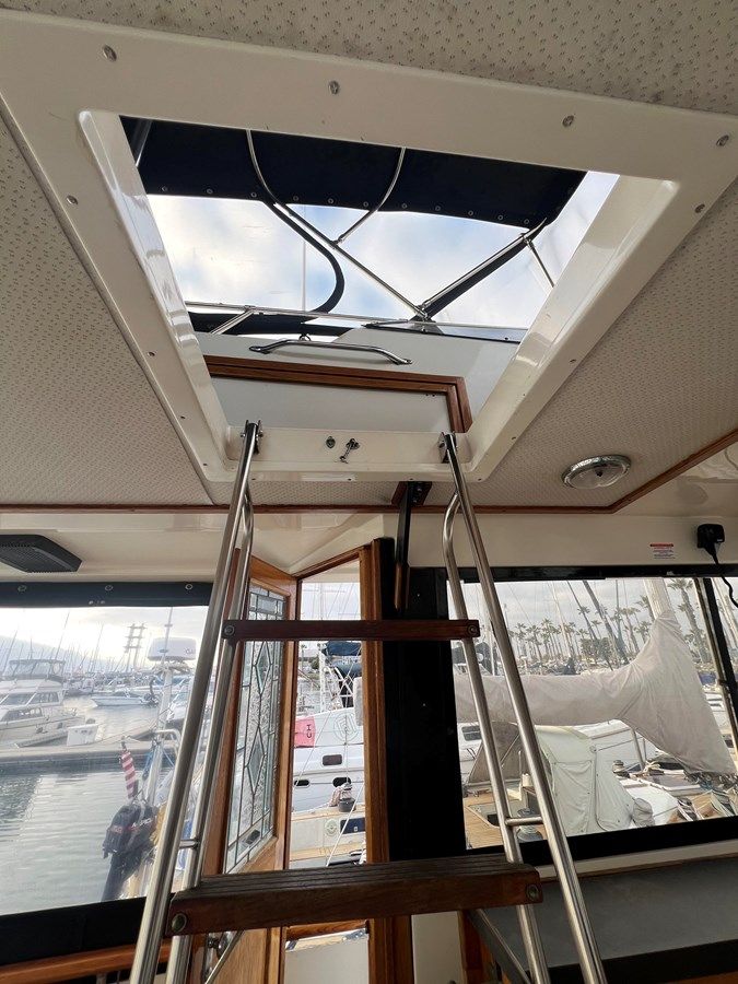 Buy a yacht 1979 Trojan FBMY 44