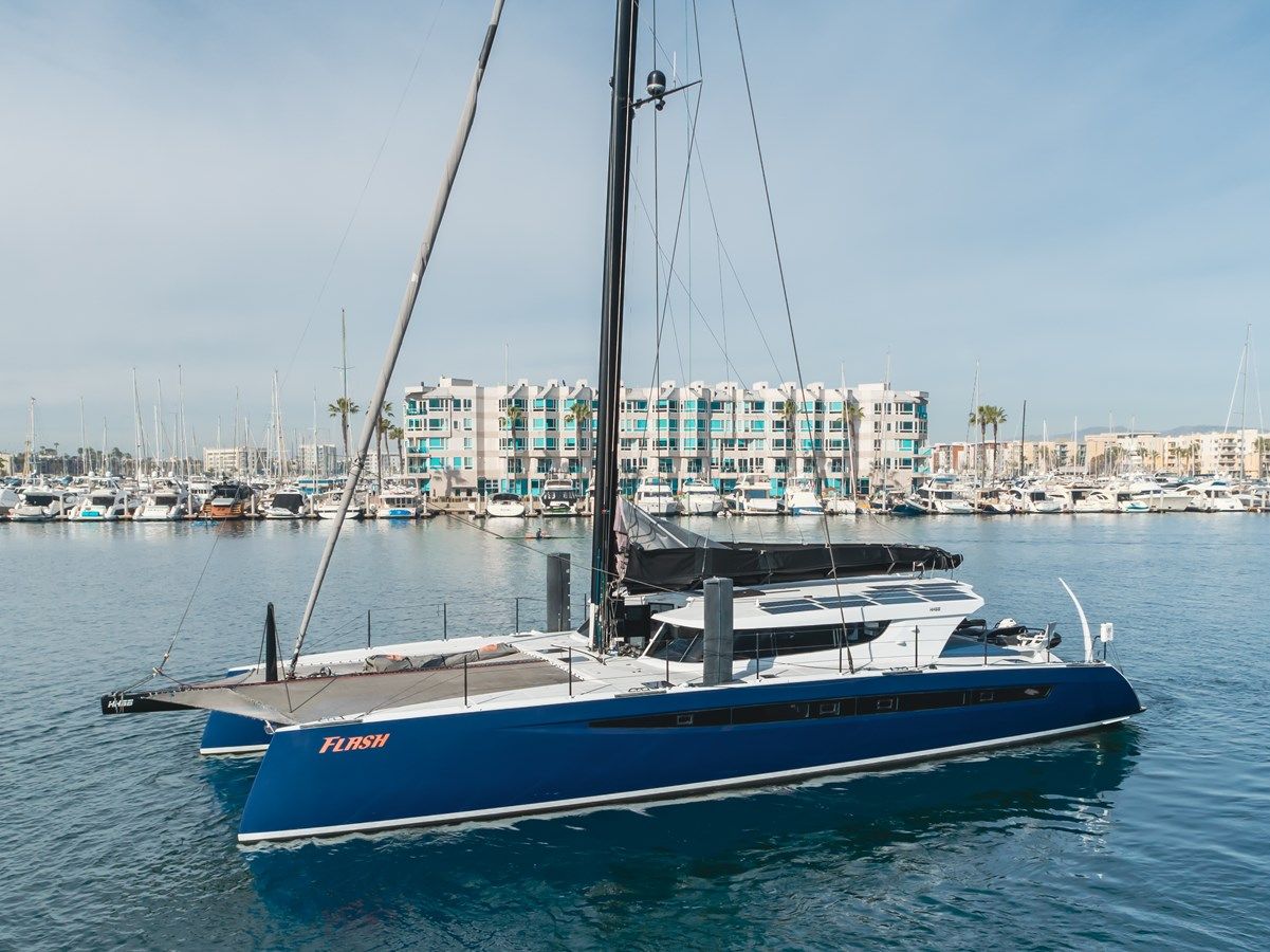Стоимость яхты FLASH 2017