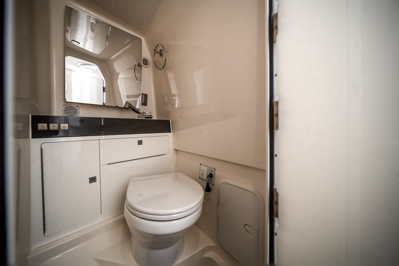 Buy a L5 2023 at Shestakov Yacht Sales