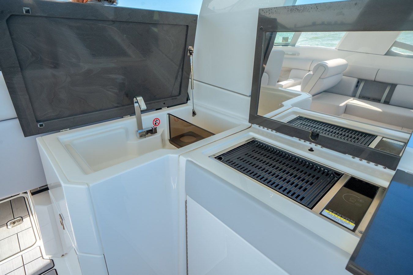 Buy a L5 - AVIARA at Shestakov Yacht Sales