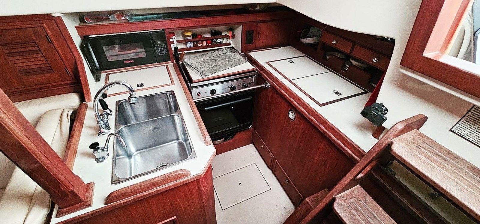 Купить яхту Katydid в Shestakov Yacht Sales