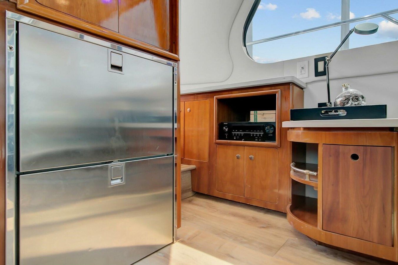 No Surrender 530 Voyager Pilothouse price