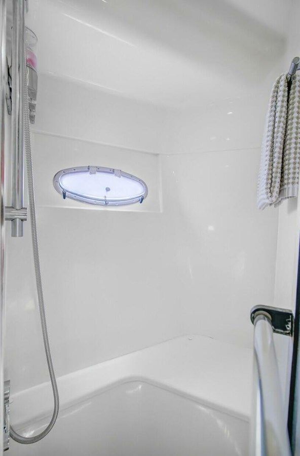 No Surrender - Carver Yachts yacht sale