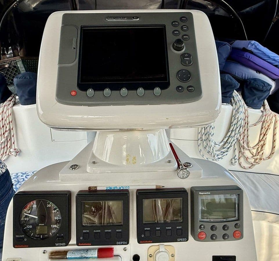 Стоимость яхты Dream Catcher 40