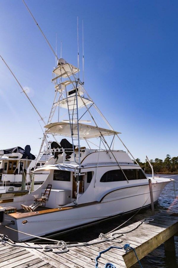 Buy a yacht Lb Cake - BUDDY DAVIS