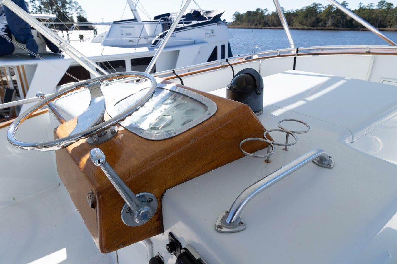 Lb Cake 61 Convertible