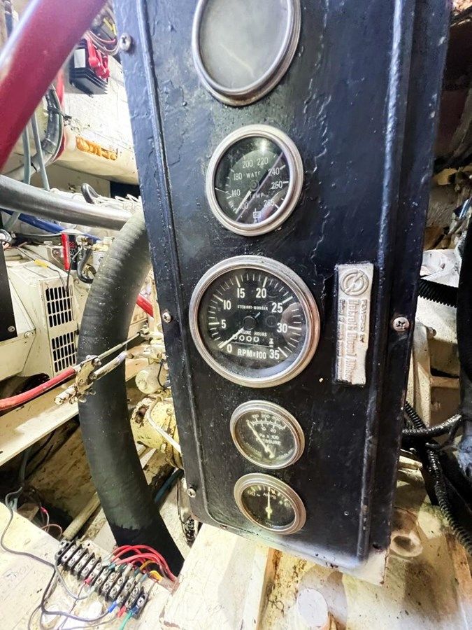 Lb Cake - BUDDY DAVIS yacht sale