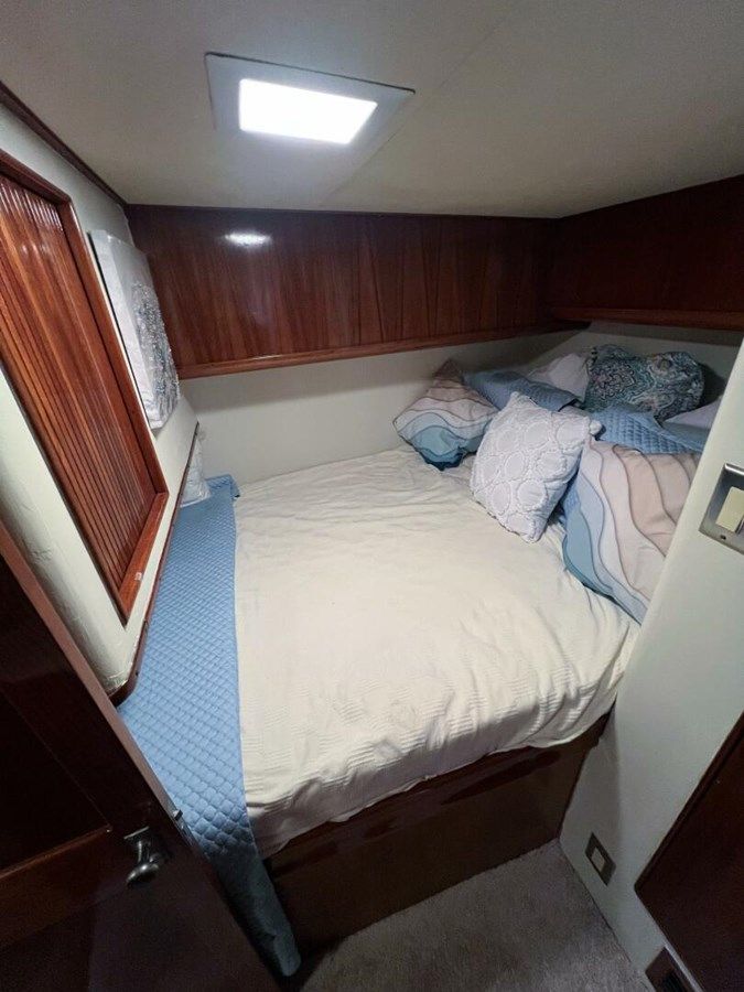 Lb Cake - BUDDY DAVIS yacht sale