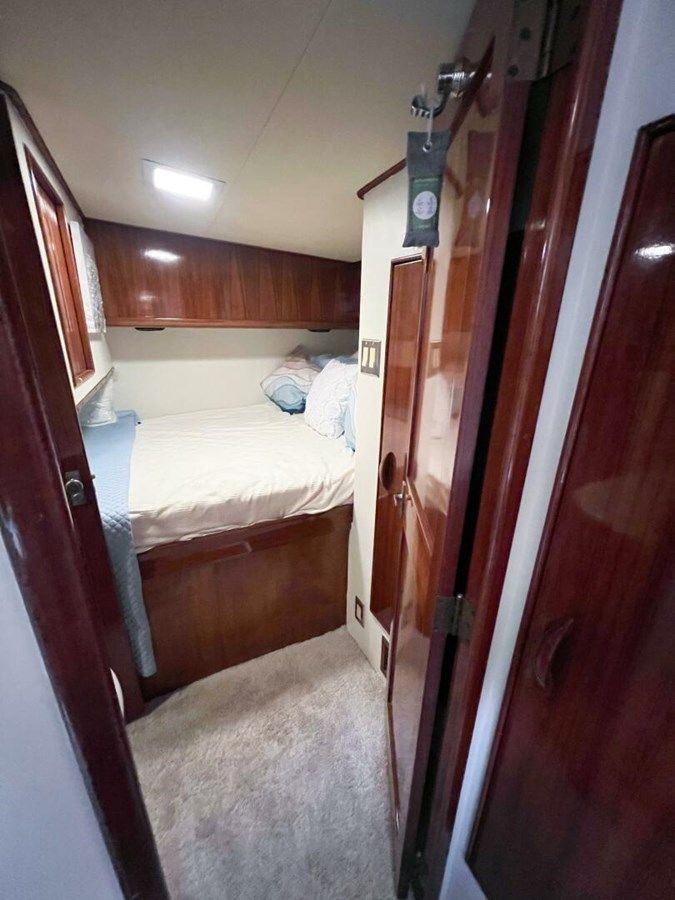 Buy a Lb Cake 61 Convertible at Shestakov Yacht Sales