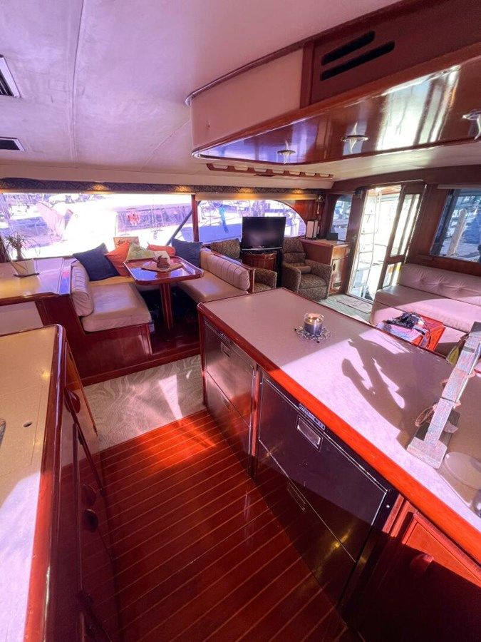 Buy a yacht Lb Cake - BUDDY DAVIS