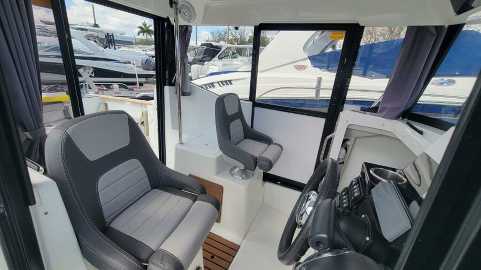 Jeanneau NC795 Sport