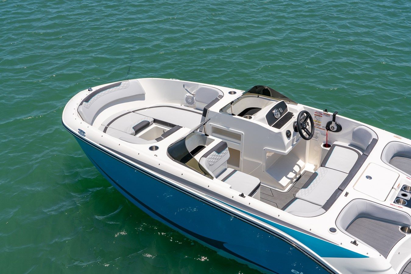 Bayliner M17