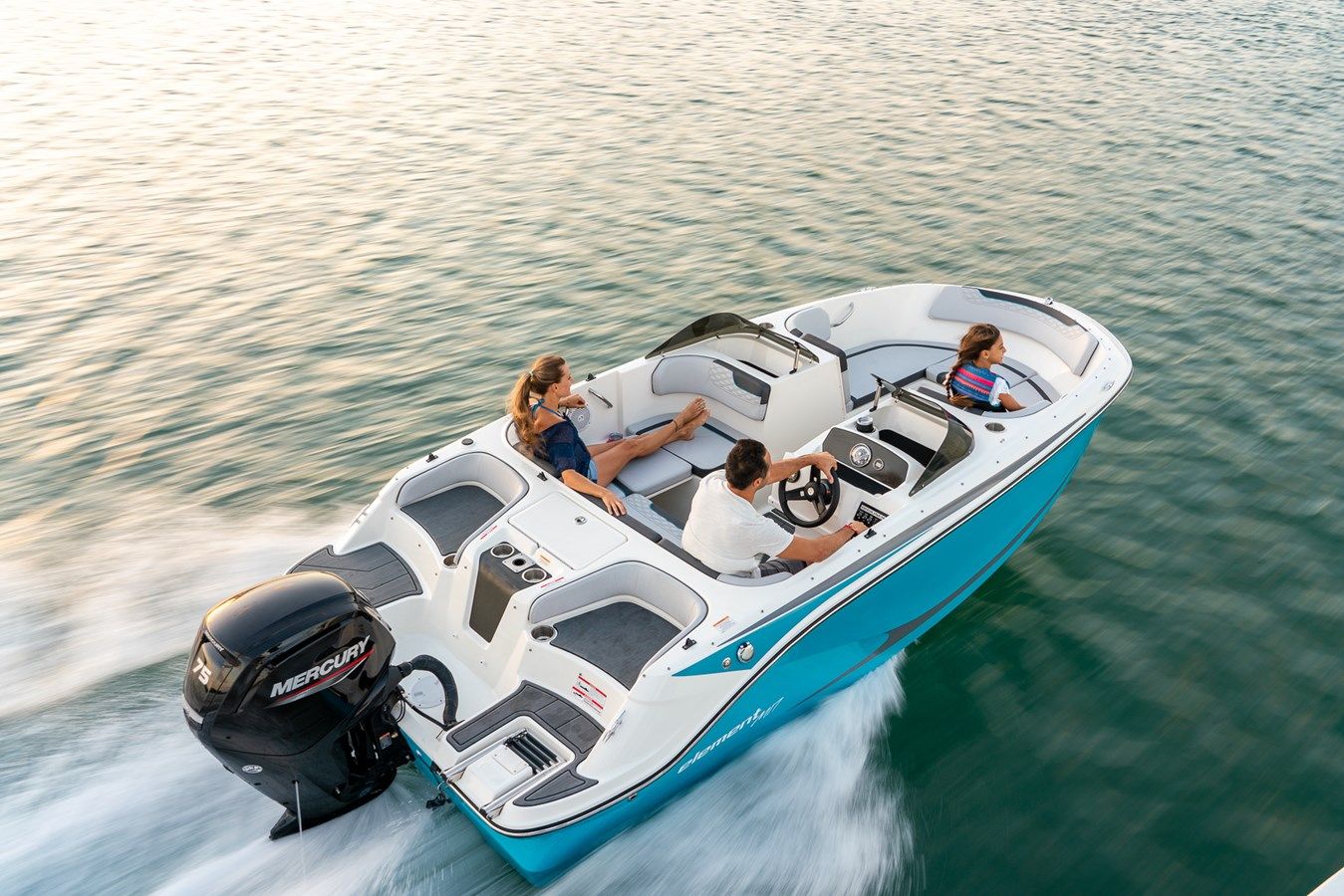 Bayliner M17 - BAYLINER price