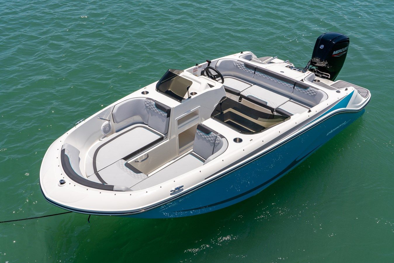 the best price on Bayliner M17 17