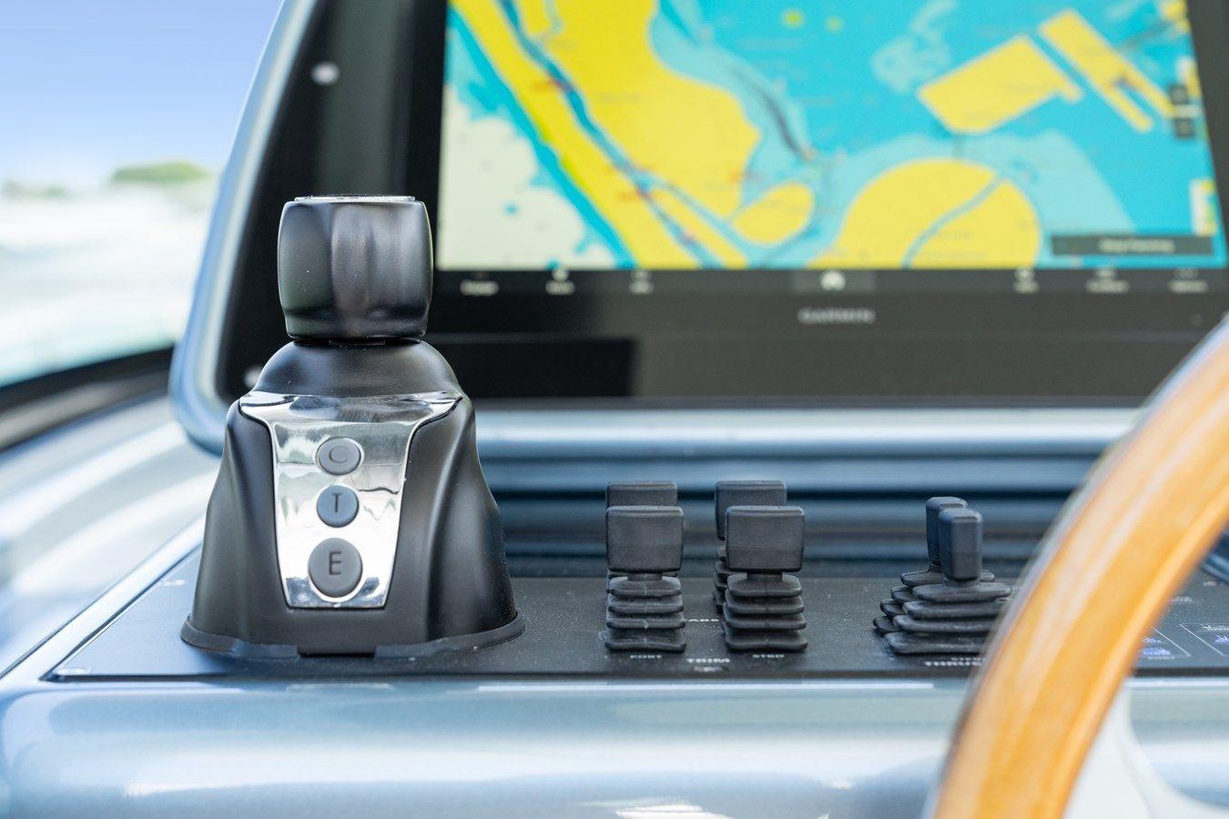 Buy a PURA VIDA 54 at Shestakov Yacht Sales