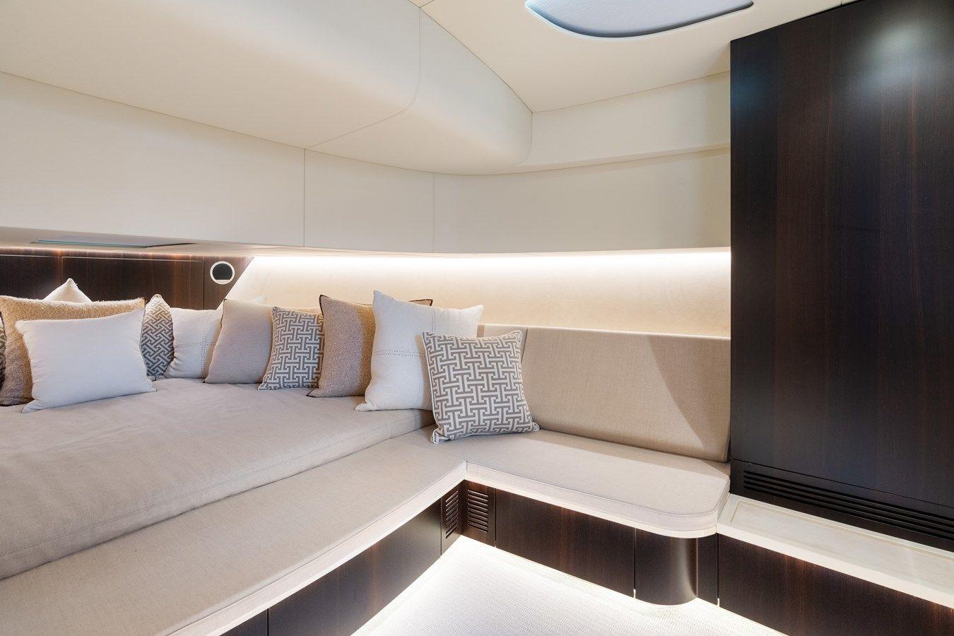 the best price on PURA VIDA - CNM - CANTIERI NAVALI DEL MEDITERRANEO