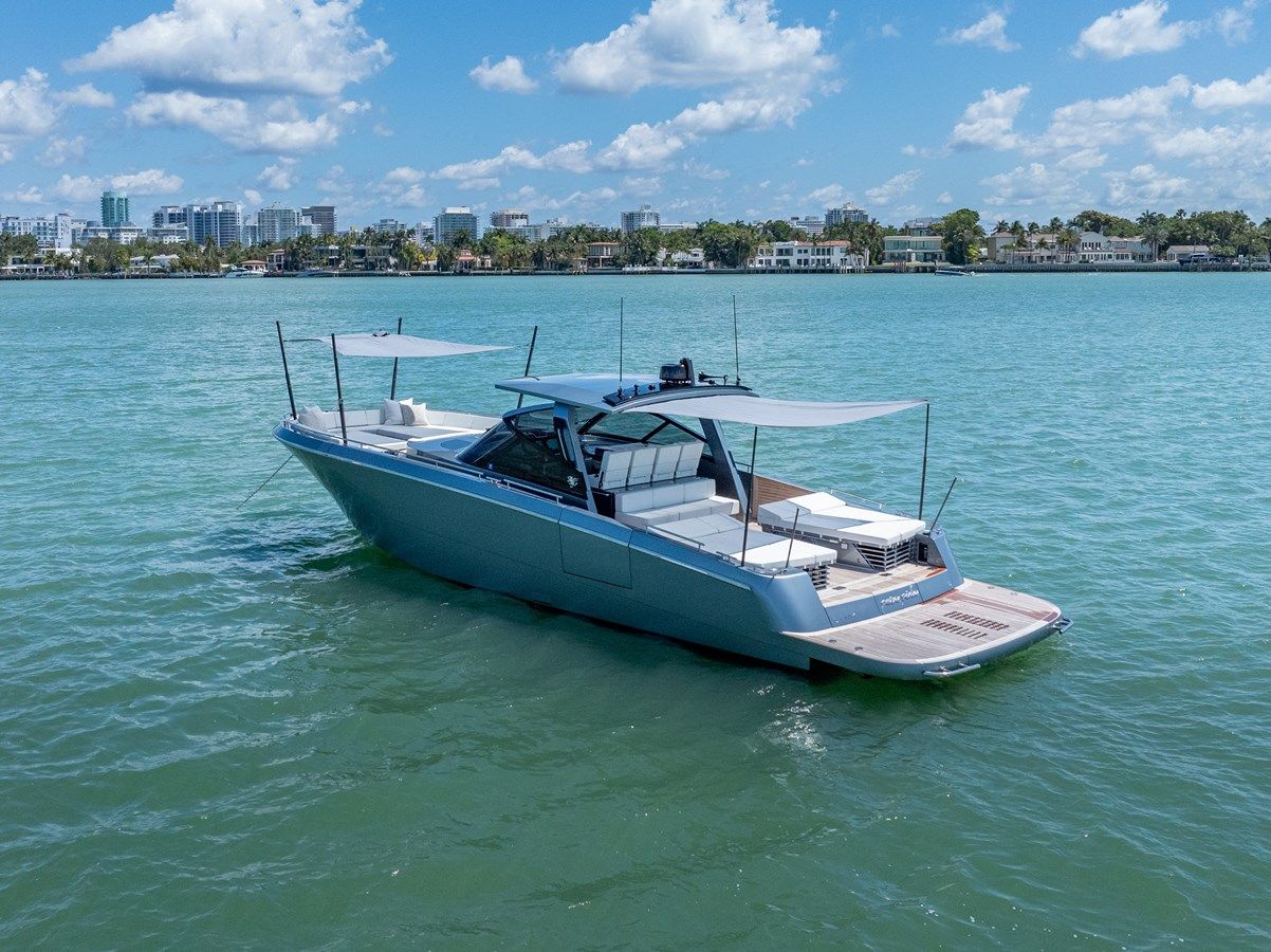 PURA VIDA - CNM - CANTIERI NAVALI DEL MEDITERRANEO yacht sale