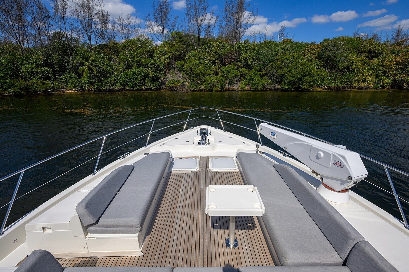 Buy a 58 SMY - Riviera at Shestakov Yacht Sales