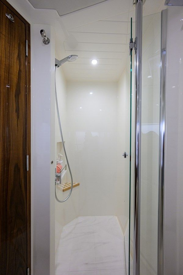 best yacht sales deals 58 SMY - Riviera