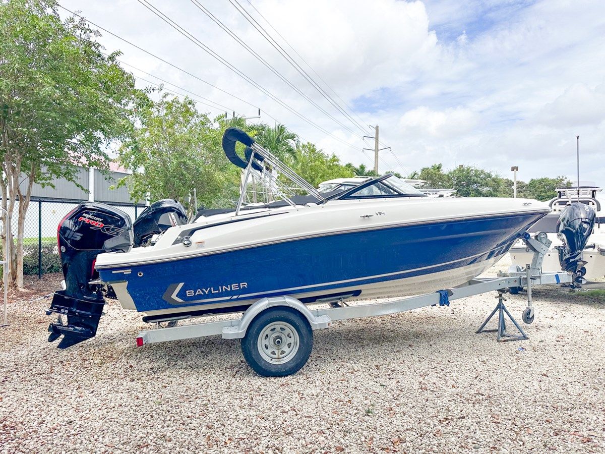 best yacht sales deals Bayliner VR4 - BAYLINER