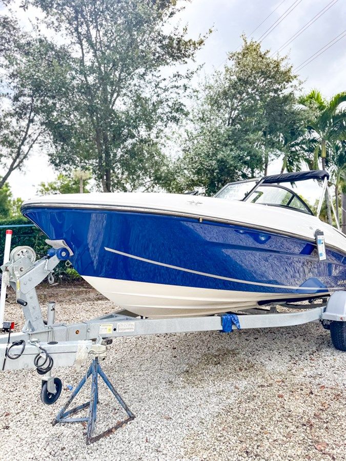 Buy a yacht Bayliner VR4 VR4 OB