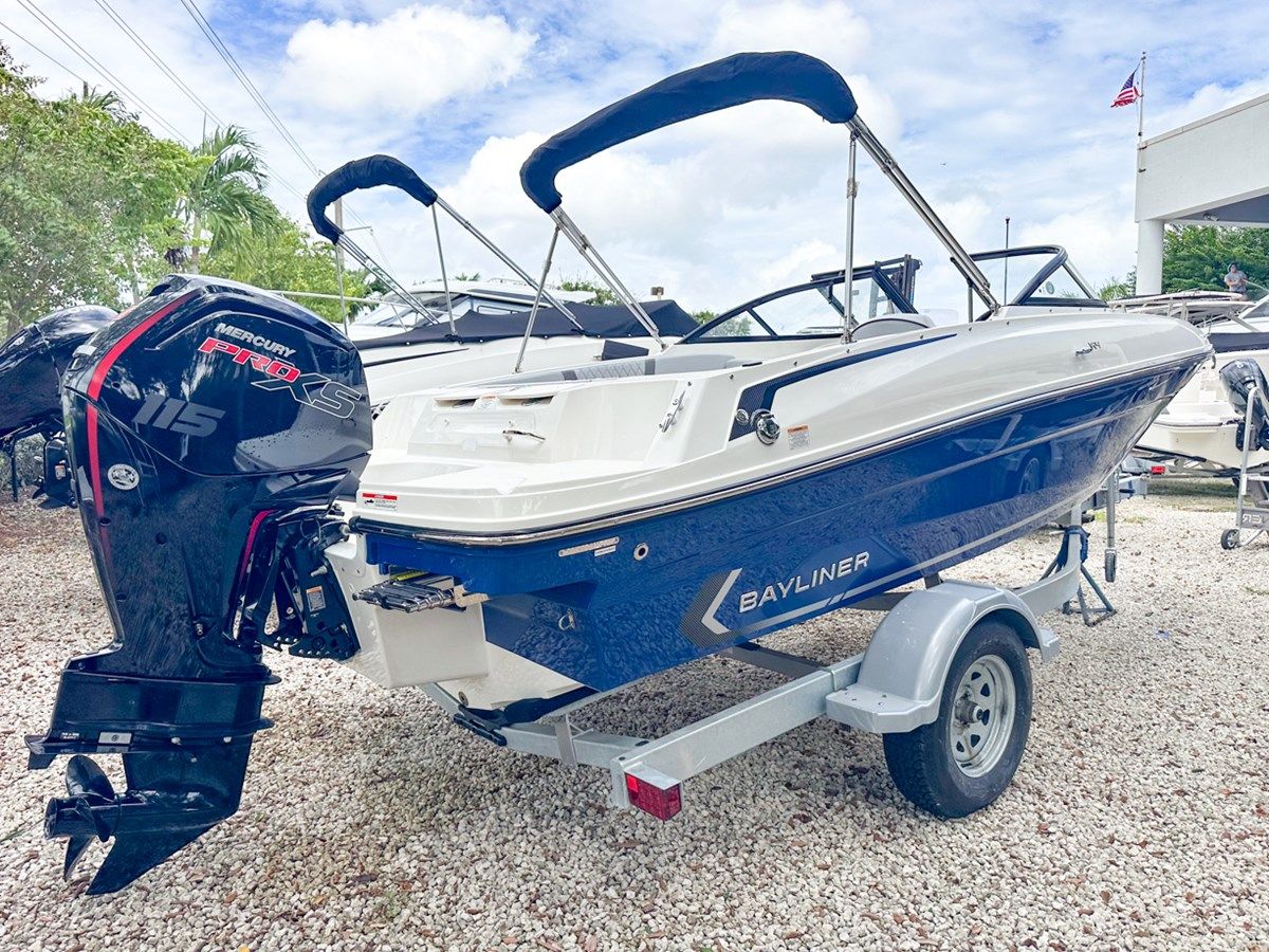 the best price on Bayliner VR4 - BAYLINER