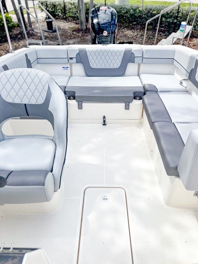 Bayliner VR4 - BAYLINER