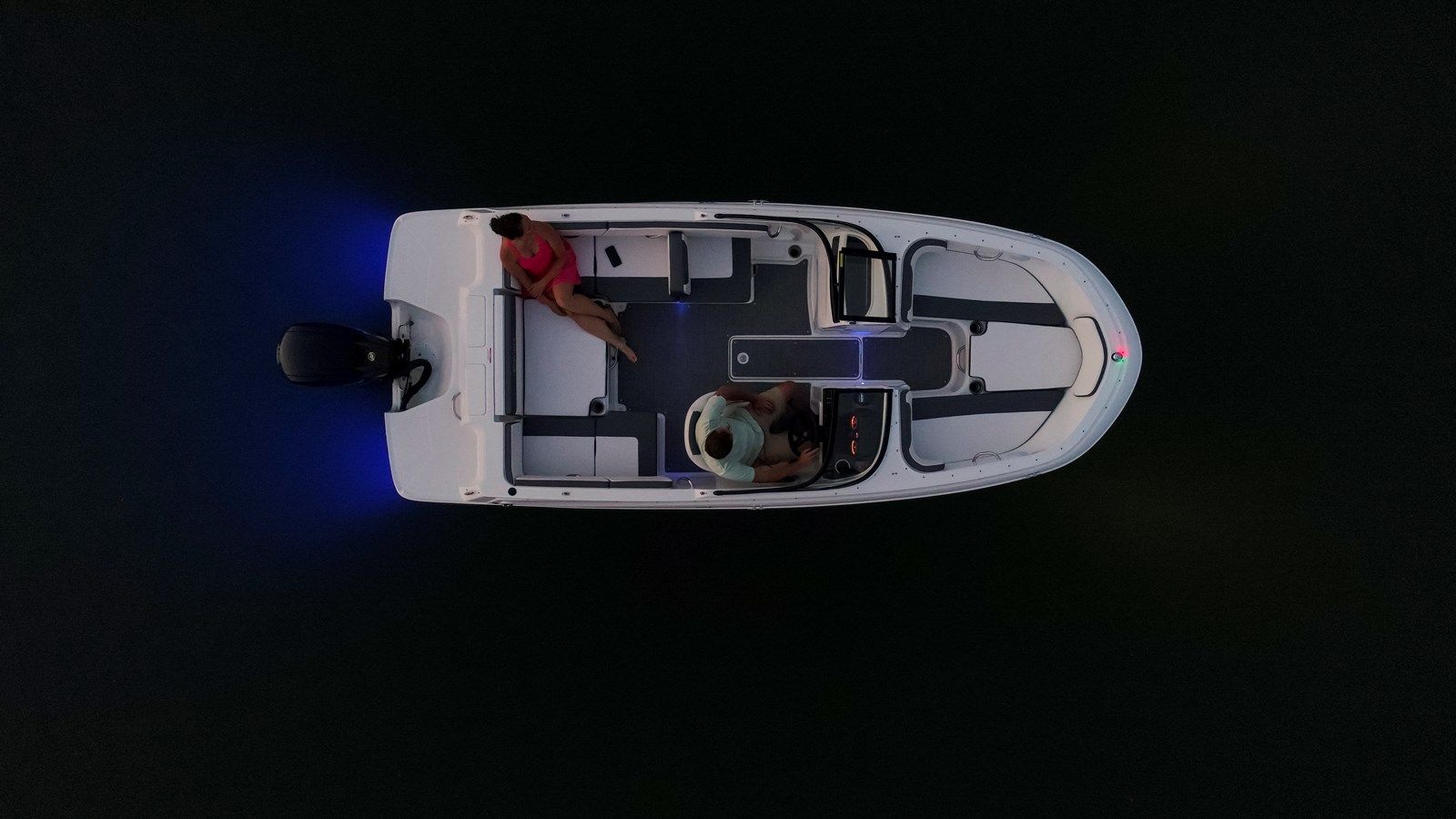 Купить яхту Bayliner VR4 - BAYLINER в Shestakov Yacht Sales