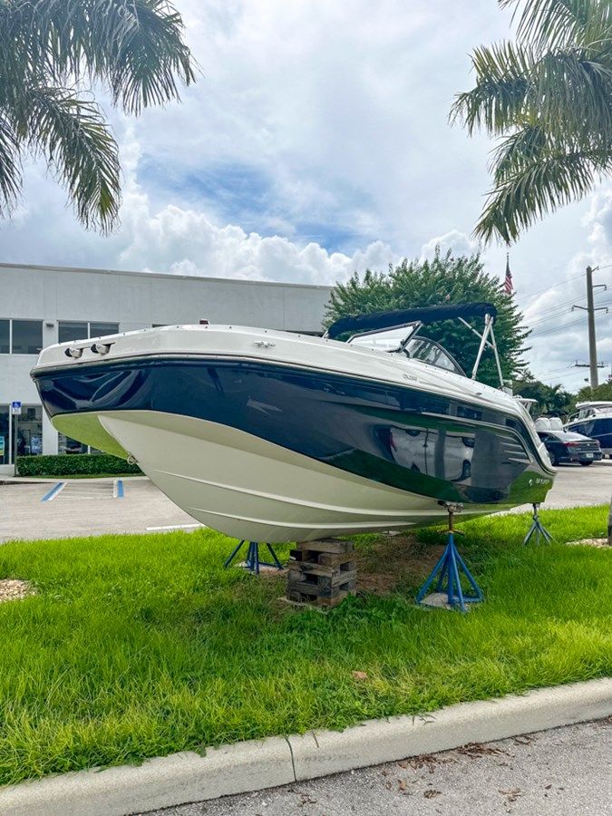 Купить Bayliner DX2200 DX2200