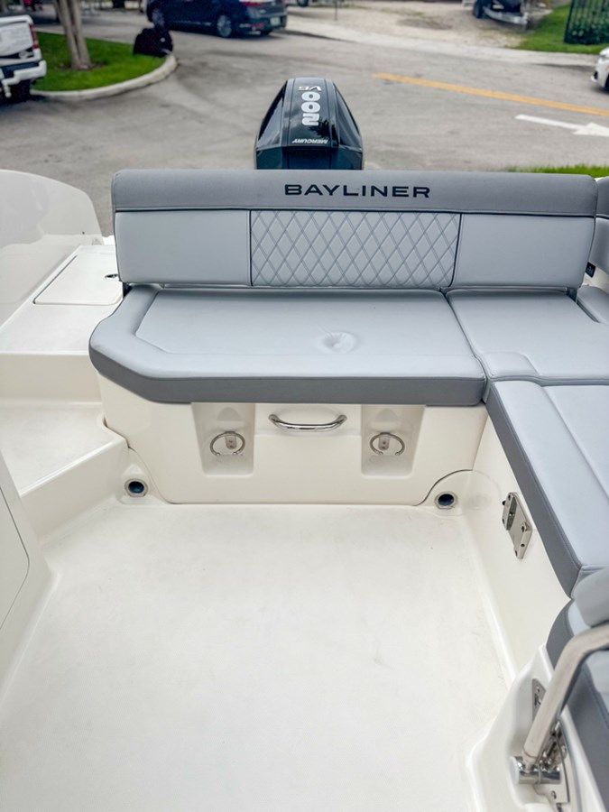 Купить Bayliner DX2200 2024