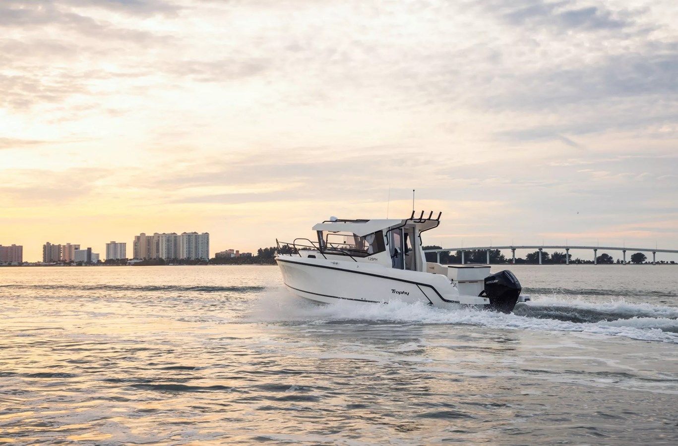 Купить яхту Bayliner Trophy 25 PH 25 в Shestakov Yacht Sales