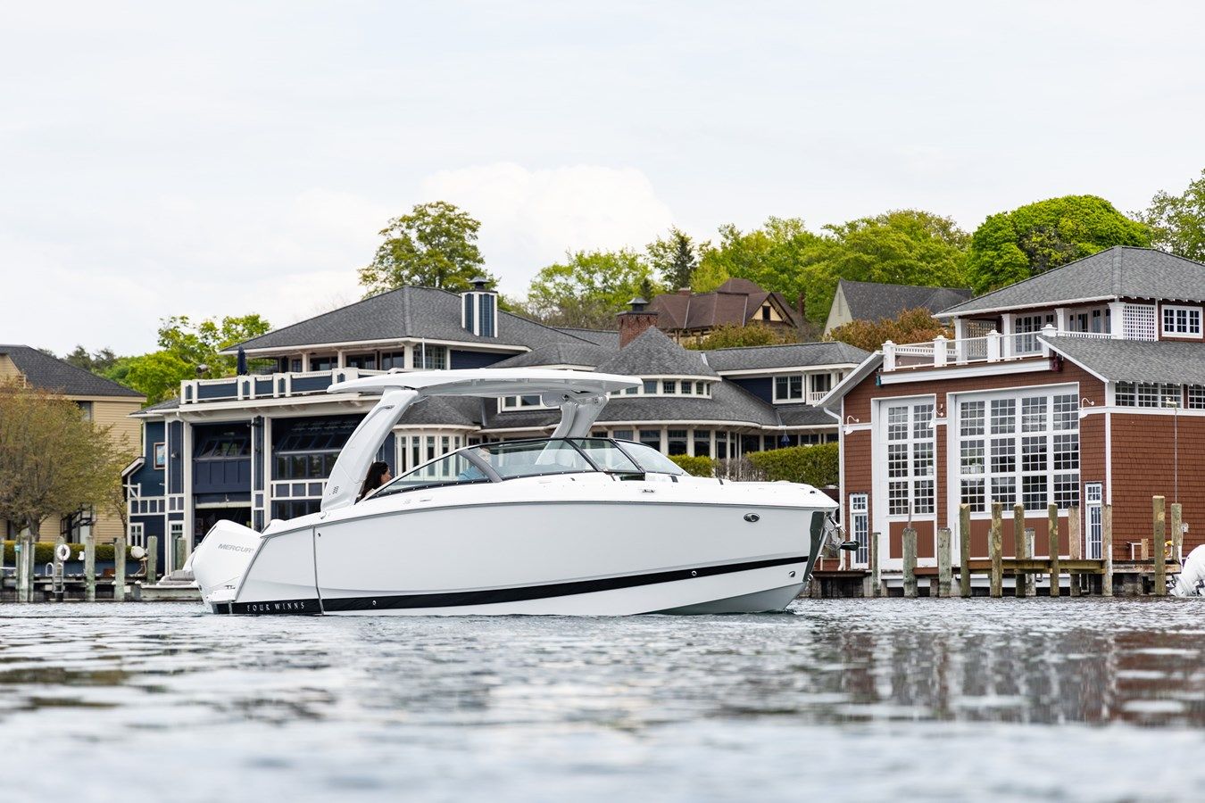 best yacht sales deals Four Winns H9C 29