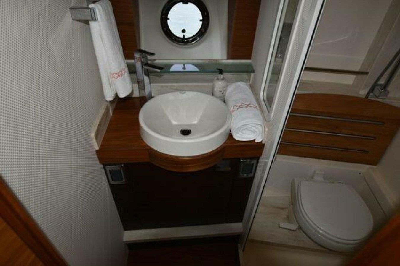 Buy a yacht New Arrival