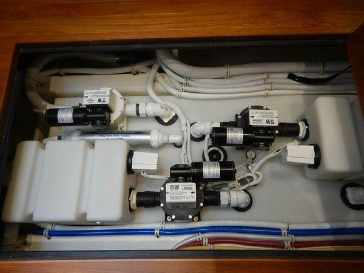 Buy a yacht New Arrival 44
