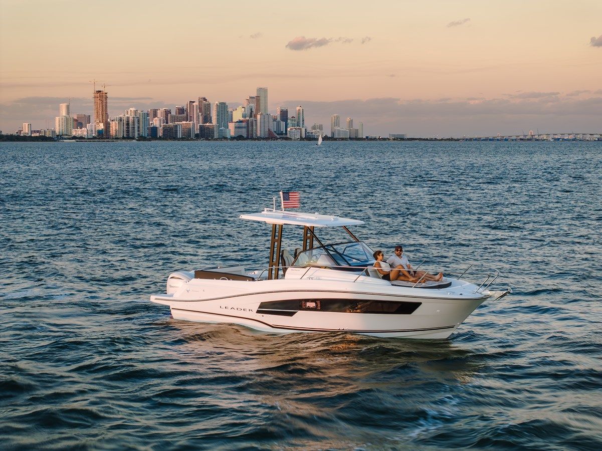 Стоимость яхты Jeanneau Leader 9.0 WA S2 - Jeanneau