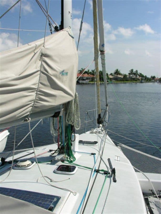 the best price on 36' 2005 Corsair Tri Again 2005