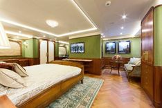 the best price on 121 ft Explorer 37 121