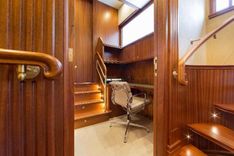 121 ft Explorer 37 - VAN DER VALK