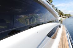 best yacht sales deals VANTAGE 2009