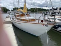 Buy a Crest 47 at Shestakov Yacht Sales