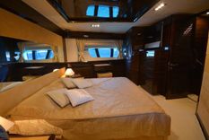 the best price on Julia S - Azimut Yachts