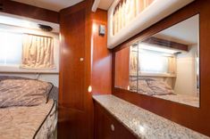 Стоимость яхты - - SEA RAY