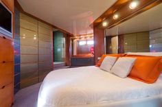 best yacht sales deals Divine Madness 78