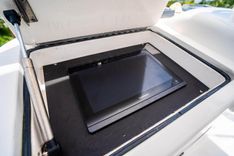 Лучшие предложения покупки яхты Knot Racing Enclosed Bridge