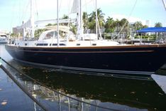 best yacht sales deals Entertainer 1985