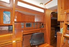 Entertainer yacht sale