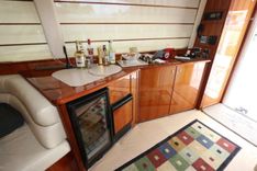 - - RIVIERA AUSTRALIA yacht sale